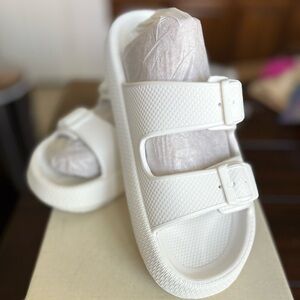 J Slides SOCOOL Women's White Eva SANDALS Sz 8